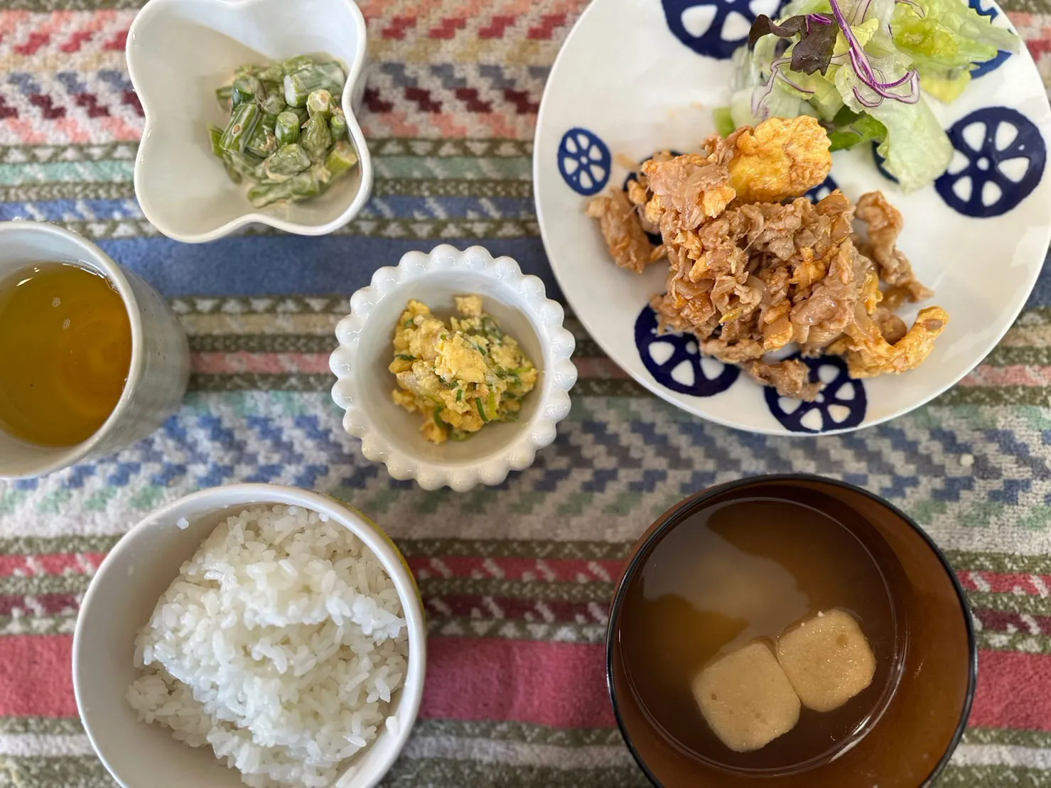 お昼・夕食